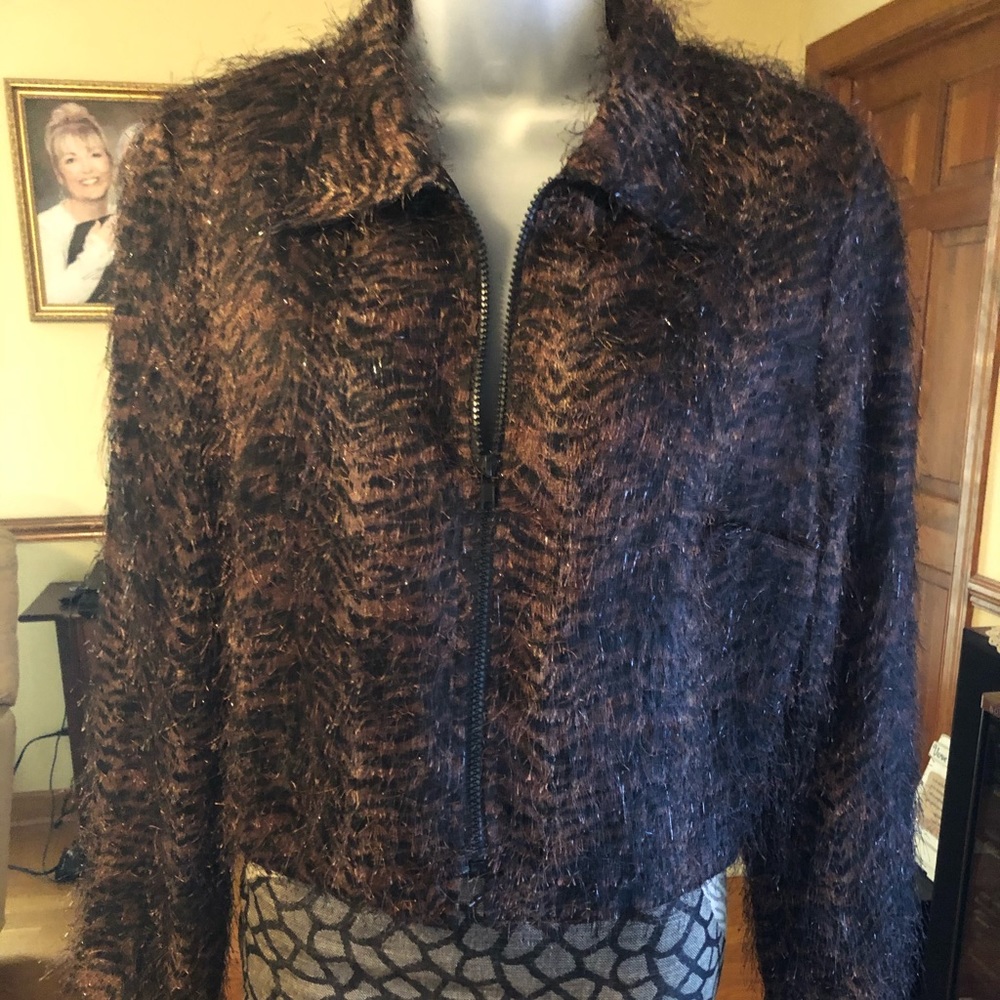 New Bentley Arbuckle Zip Up Animal Print Jacket